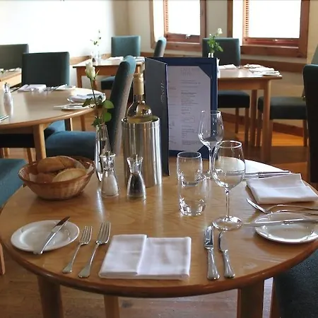 Western Milford Hotel 3*
