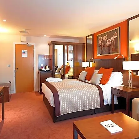 Western Milford Hotel