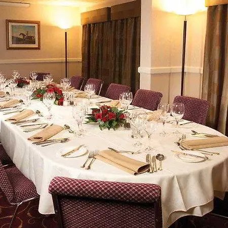 Western Milford 3* 사우스밀퍼드