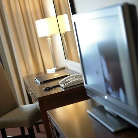 Western Milford 3* South Milford