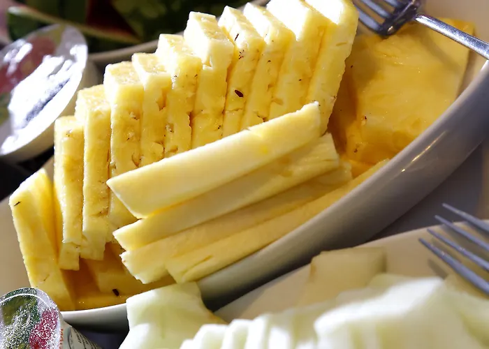 Western Milford Hotel