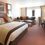 Western Milford Szálloda 3*